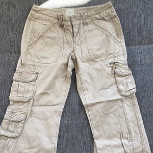 Aeropostale- wide beige cargo pants🤎